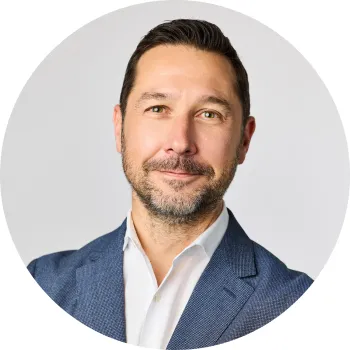 Dominique Schutz Headshot